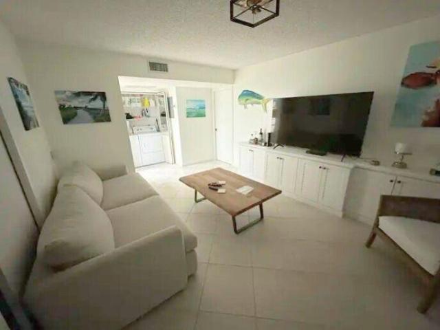 Apartment for sale in West Palm Beach