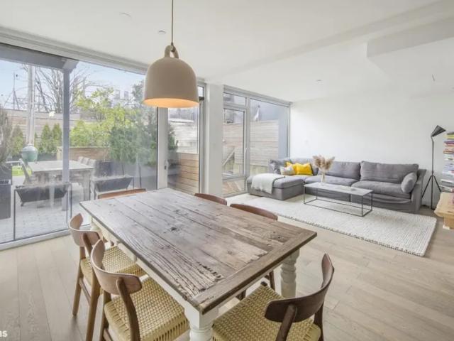 Apartment for sale in Arverne, New York