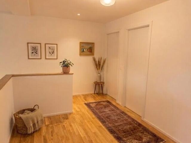 Apartment kaufen in Einigen, Zürich