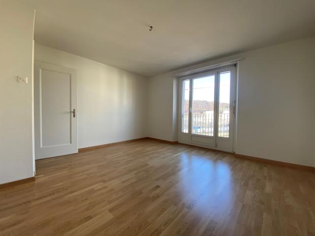 Apartment kaufen in Einigen, Zürich
