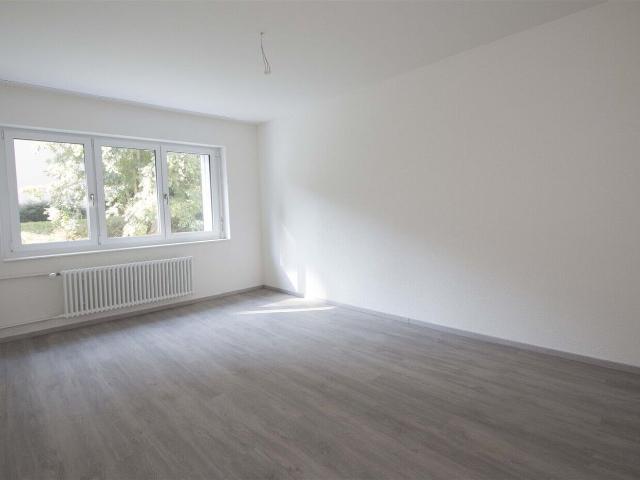 Apartment kaufen in Einigen, Zürich