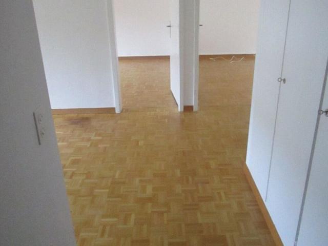 Apartment kaufen in Einigen, Zürich