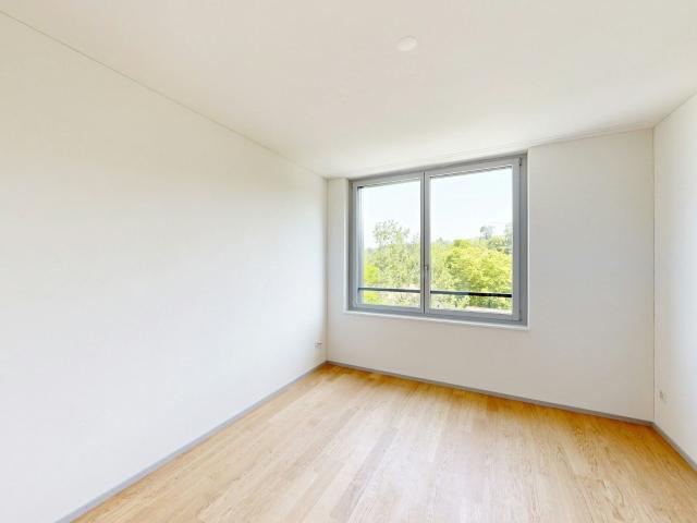 Apartment kaufen in Einigen, Zürich