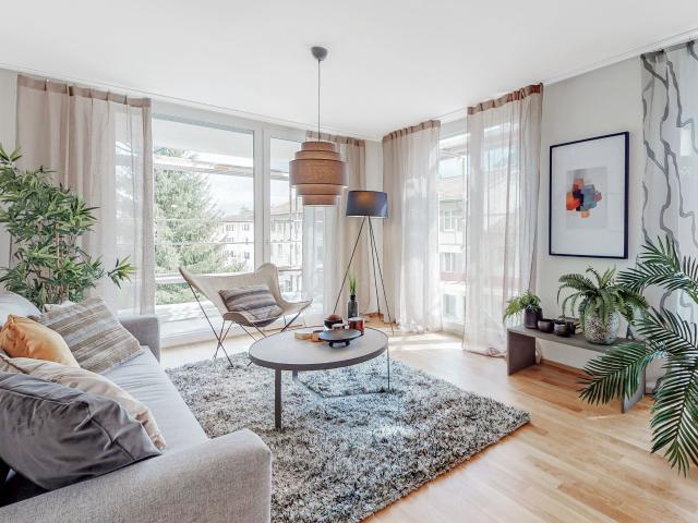 Apartment kaufen in Einigen, Zürich