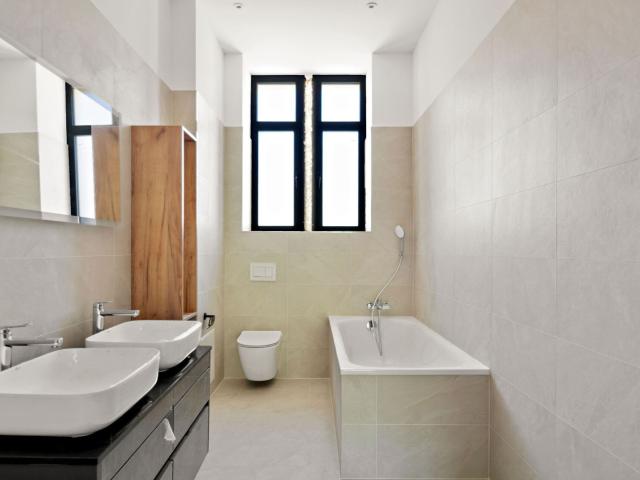 Apartment kaufen in Courtelary, Région administrative du Jura bernois