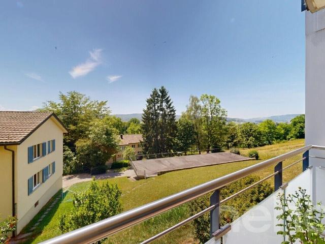 Apartment kaufen in Einigen, Zürich