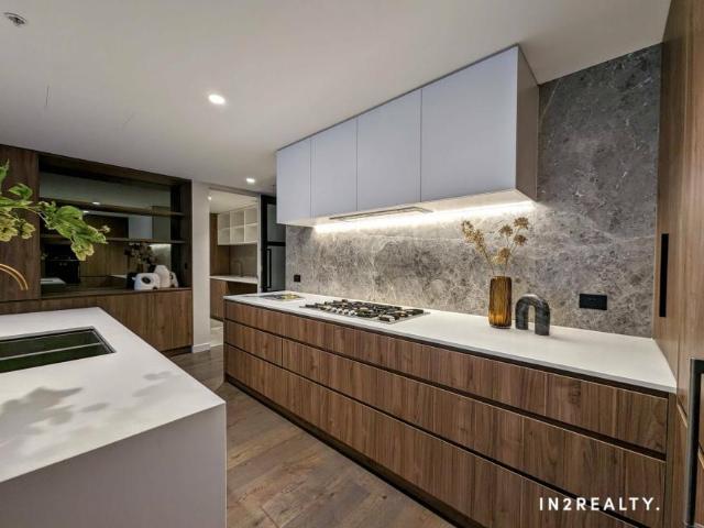 Apartment for sale in Victoria