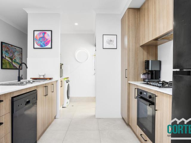Apartment for sale in Beeliar, Western Australia