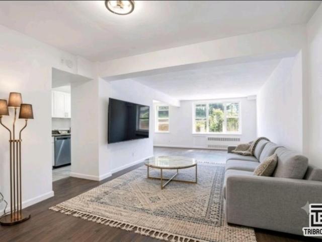 Apartment for sale in The Bronx, Arverne