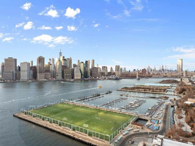 Apartment for sale in Arverne, New York