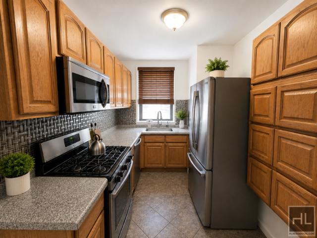 Apartment for sale in Arverne, New York