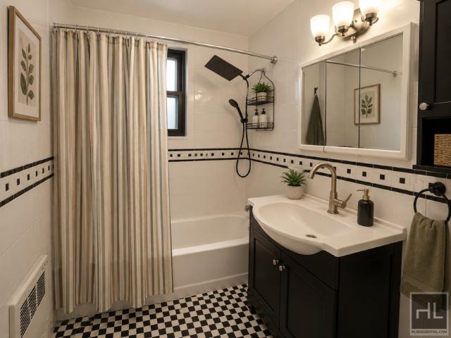 Apartment for sale in Arverne, New York