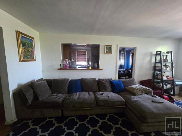 Apartment for sale in Arverne, New York