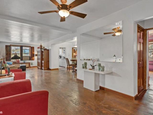 Apartment for sale in The Bronx, Arverne