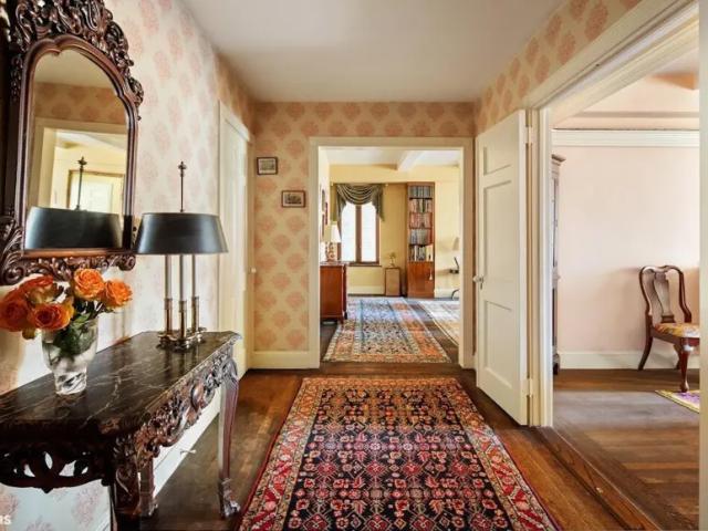Apartment for sale in Arverne, New York
