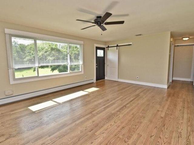 Apartment for sale in Mount Bethel