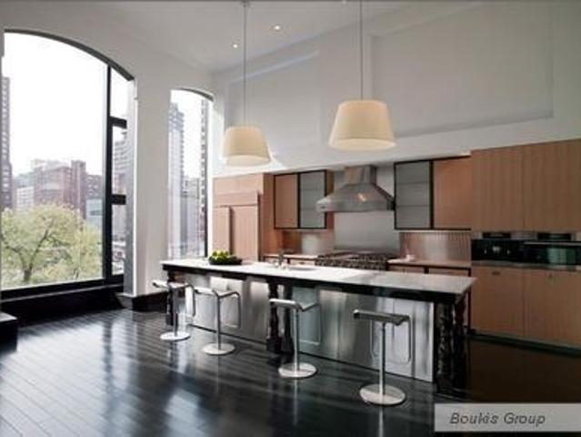 Apartment for sale in Arverne, New York