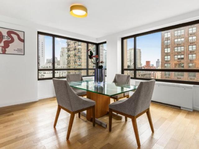 Apartment for sale in Arverne, New York