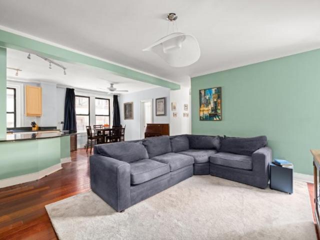 Apartment for sale in Arverne, New York