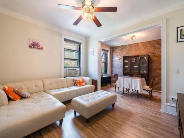 Apartment for sale in Arverne, New York