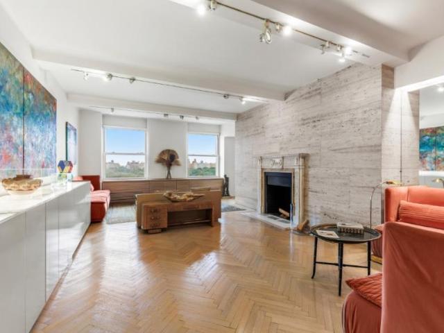 Apartment for sale in Arverne, New York