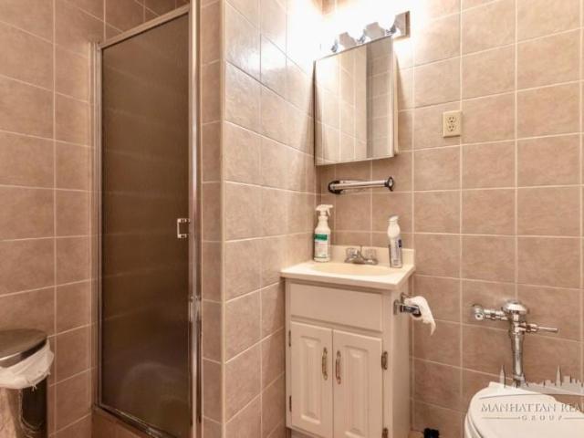 Apartment for sale in Arverne, New York