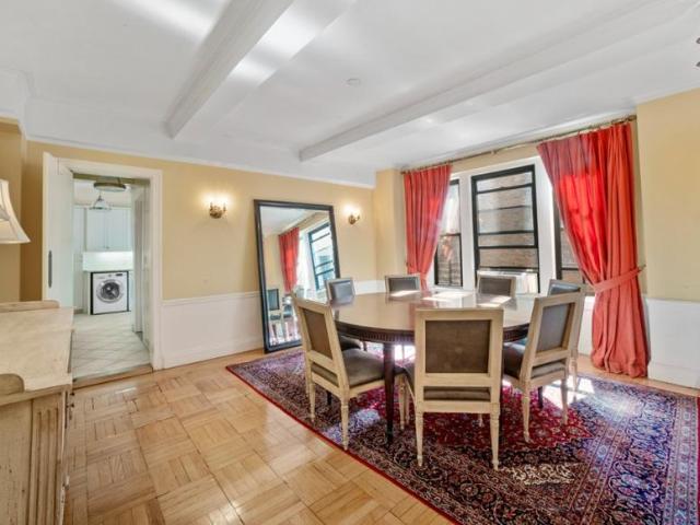 Apartment for sale in Arverne, New York