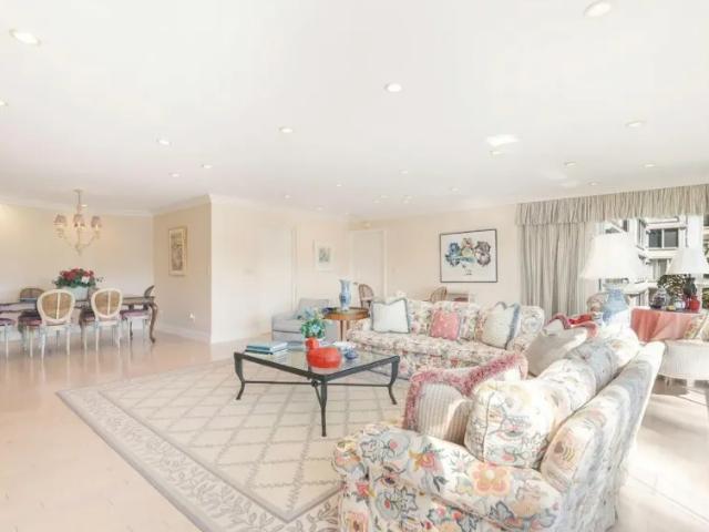 Apartment for sale in Palm Beach, Florida