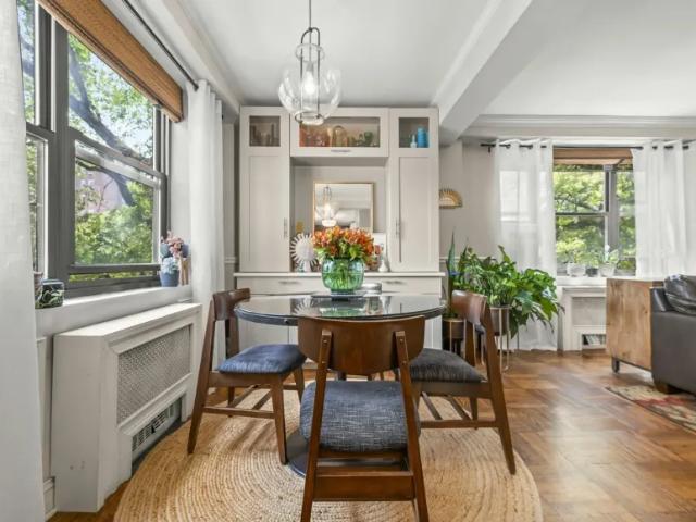 Apartment for sale in The Bronx, Arverne