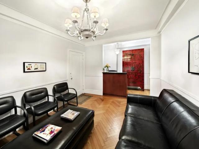Apartment for sale in Arverne, New York