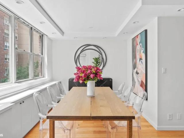 Apartment for sale in Arverne, New York