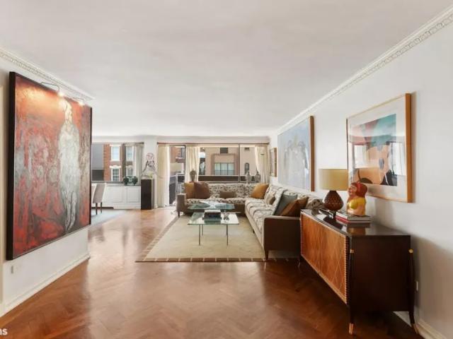 Apartment for sale in Arverne, New York