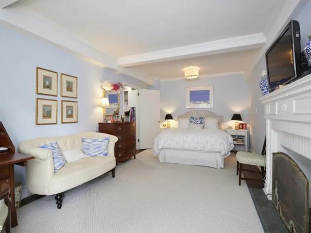 Apartment for sale in Arverne, New York