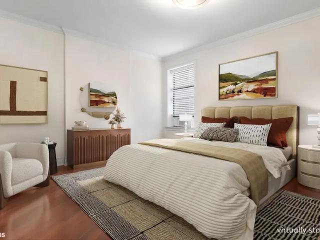 Apartment for sale in Arverne, New York