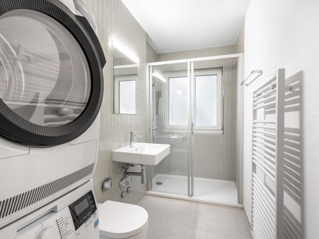 Apartment kaufen in Einigen, Zürich