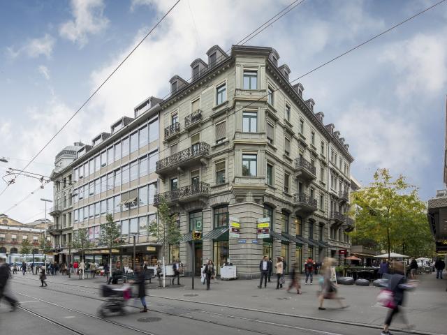 Apartment kaufen in Einigen, Zürich