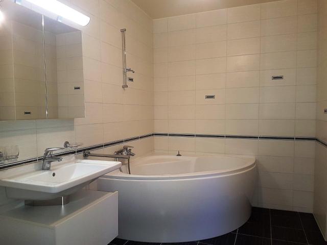 Apartment kaufen in Rolle, Waadt