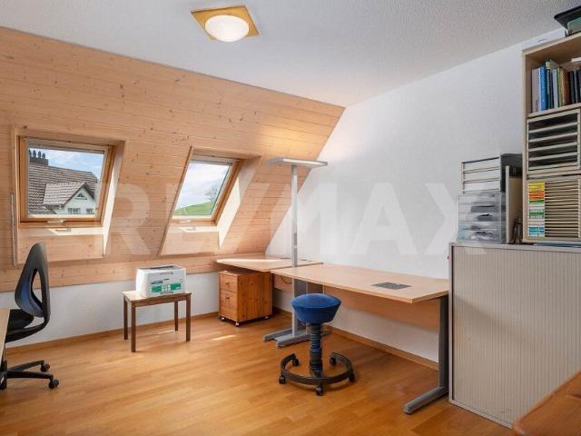 Apartment kaufen in Adetswil, Bäretswil
