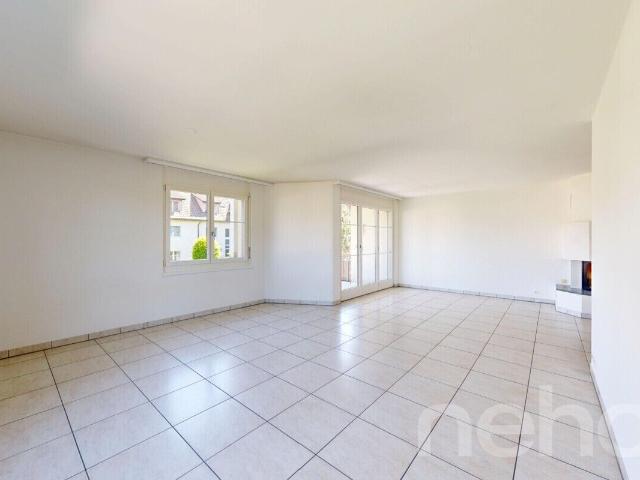 Apartment kaufen in Maur, Zürich