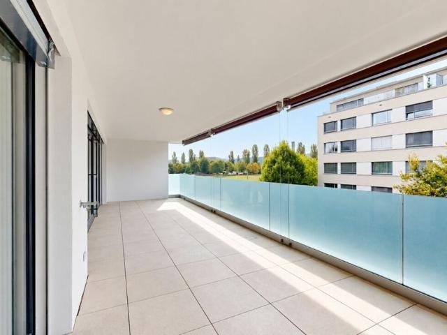 Apartment kaufen in Opfikon, Zürich