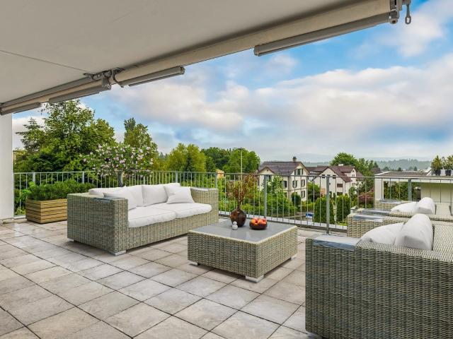 Apartment kaufen in Hinwil, Zürich