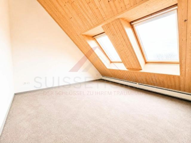 Apartment kaufen in Schwerzenbach, Bezirk Uster