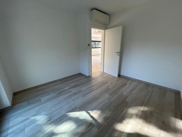 Apartment kaufen in Canobbio, Distretto di Lugano