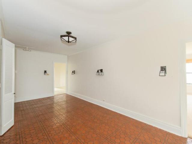 Apartment for sale in Chicago Park, Illinois