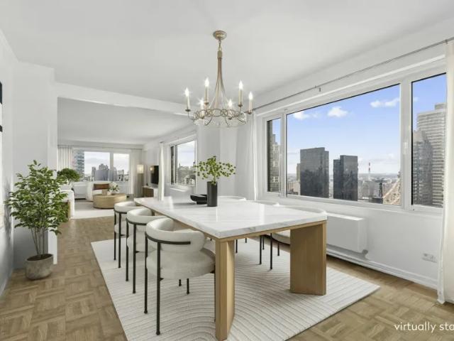 Apartment for sale in Arverne, New York