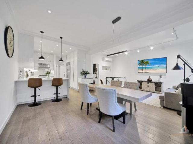 Apartment for sale in Arverne, New York