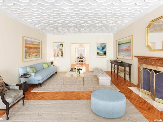 Apartment for sale in Arverne, New York