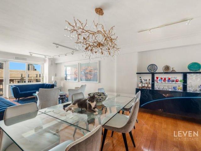Apartment for sale in Arverne, New York