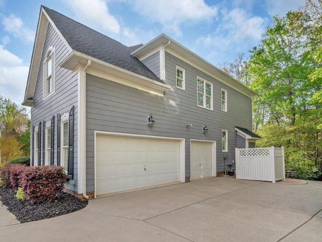 Apartment for sale in North Carolina