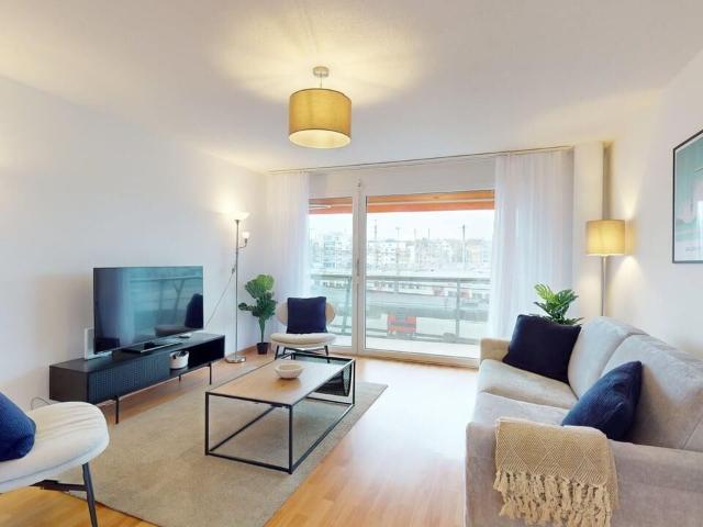 Apartment kaufen in Einigen, Zürich
